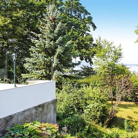 Reihenhaus Seeblick, Tatil Evi